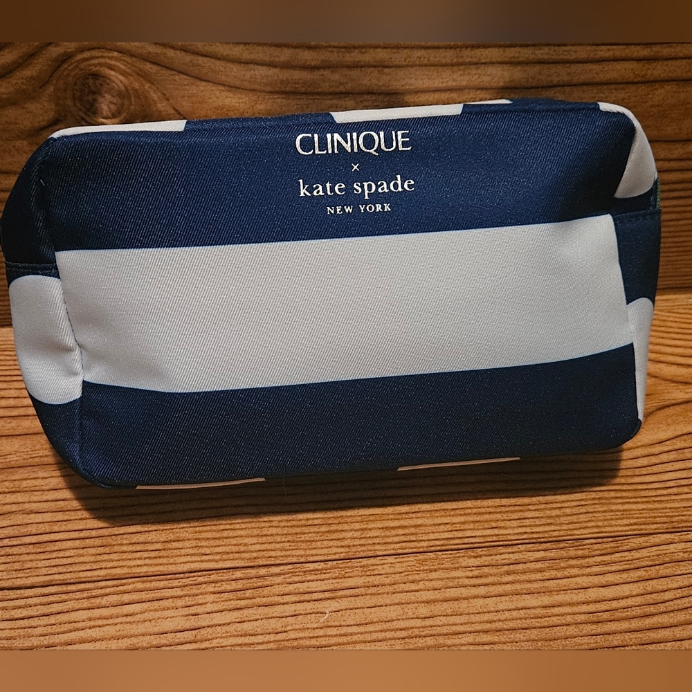 Clinique x Kate Spade Blue and White Cosmetic Set Lipstick & compact mirror NWOT - Picture 2 of 6
